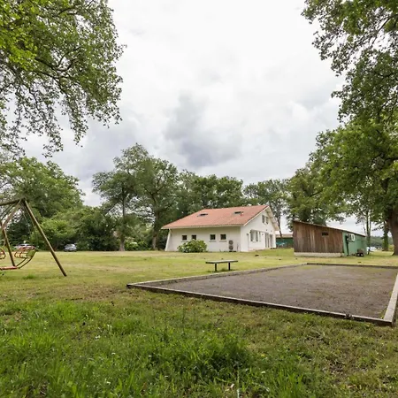 Petite Cassora Nyaraló