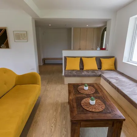 Nyaraló Petite Cassora